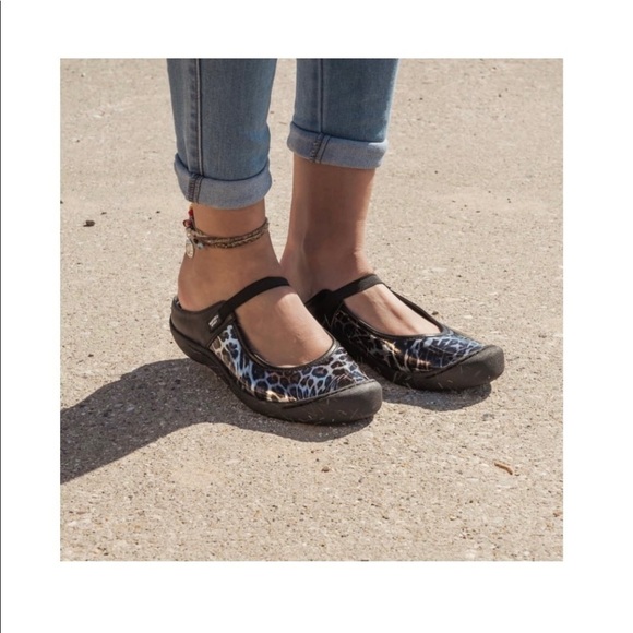 MUK LUKS® Women's Justine Shoes (size 8) - Picture 12 of 16